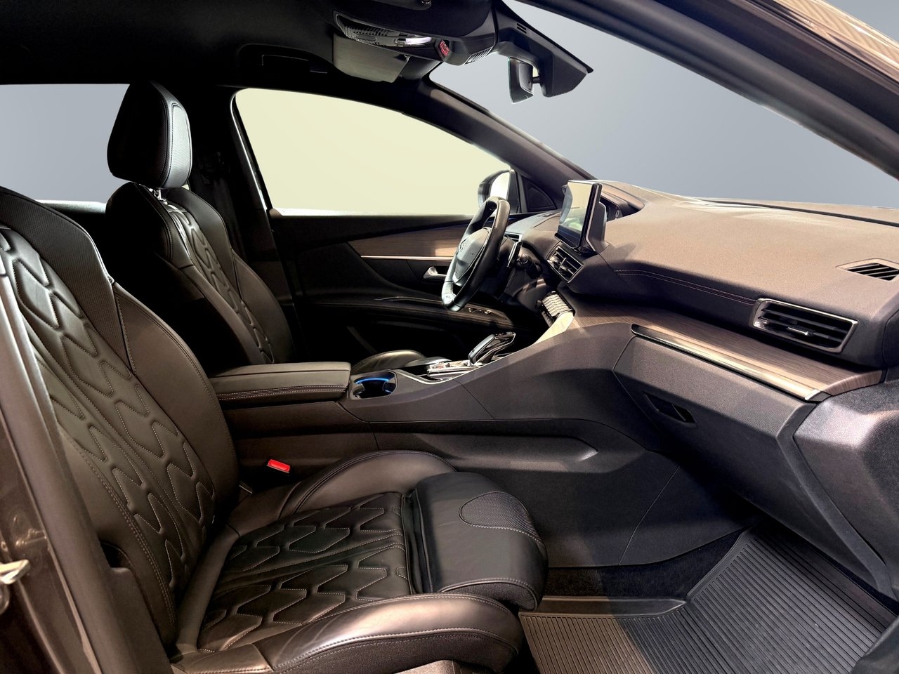 Peugeot 3008 2021, photo 5/10