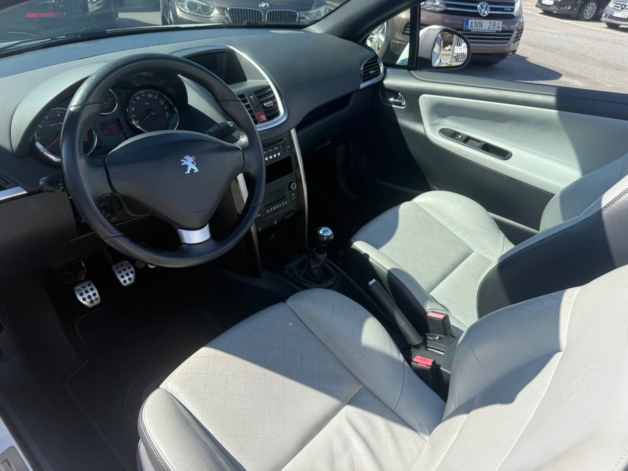 Peugeot 207 CC 1.6 VTi 120hk Endast 2012, bild 7/10