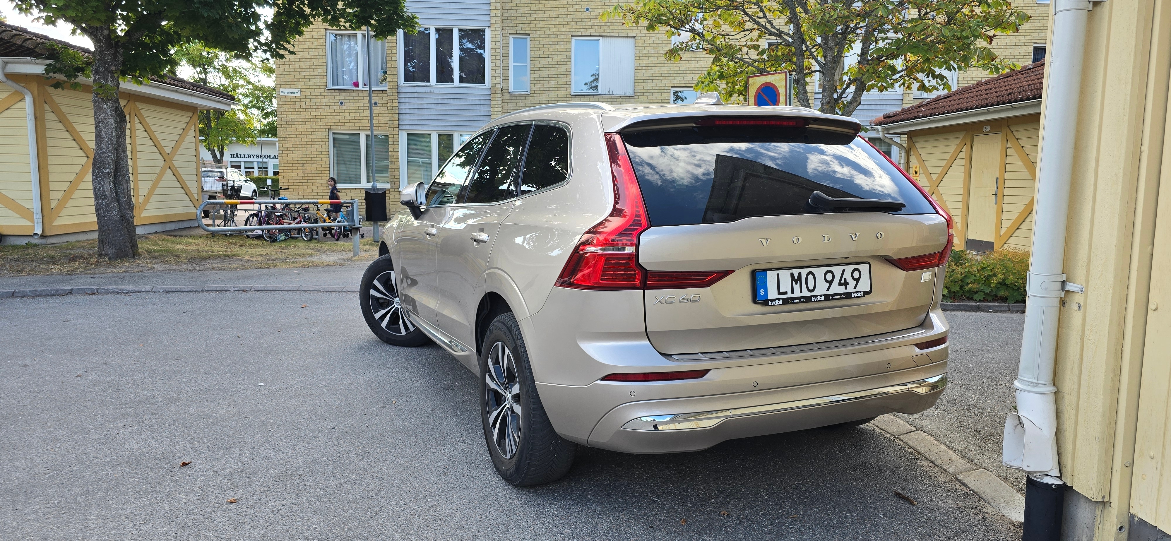 Volvo XC60 Recharge T6 AWD Geartronic 2023, bild 3/8