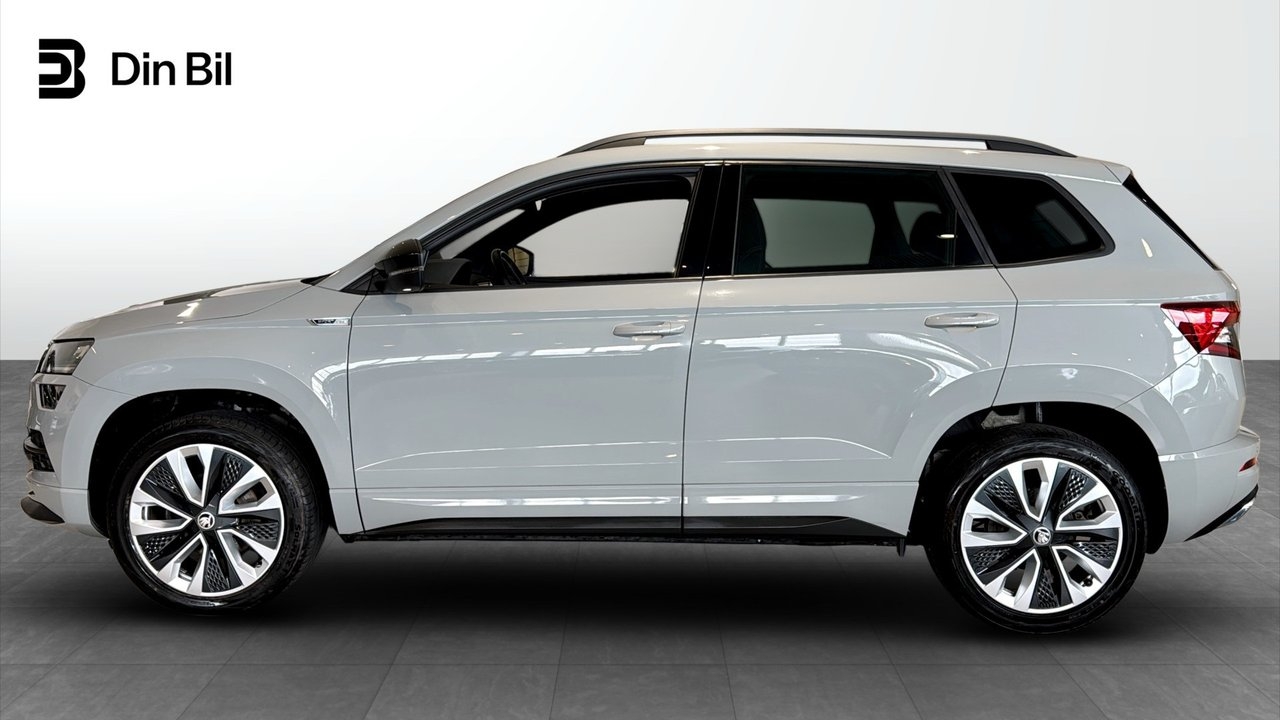 Skoda Karoq 2022, bild 2/10
