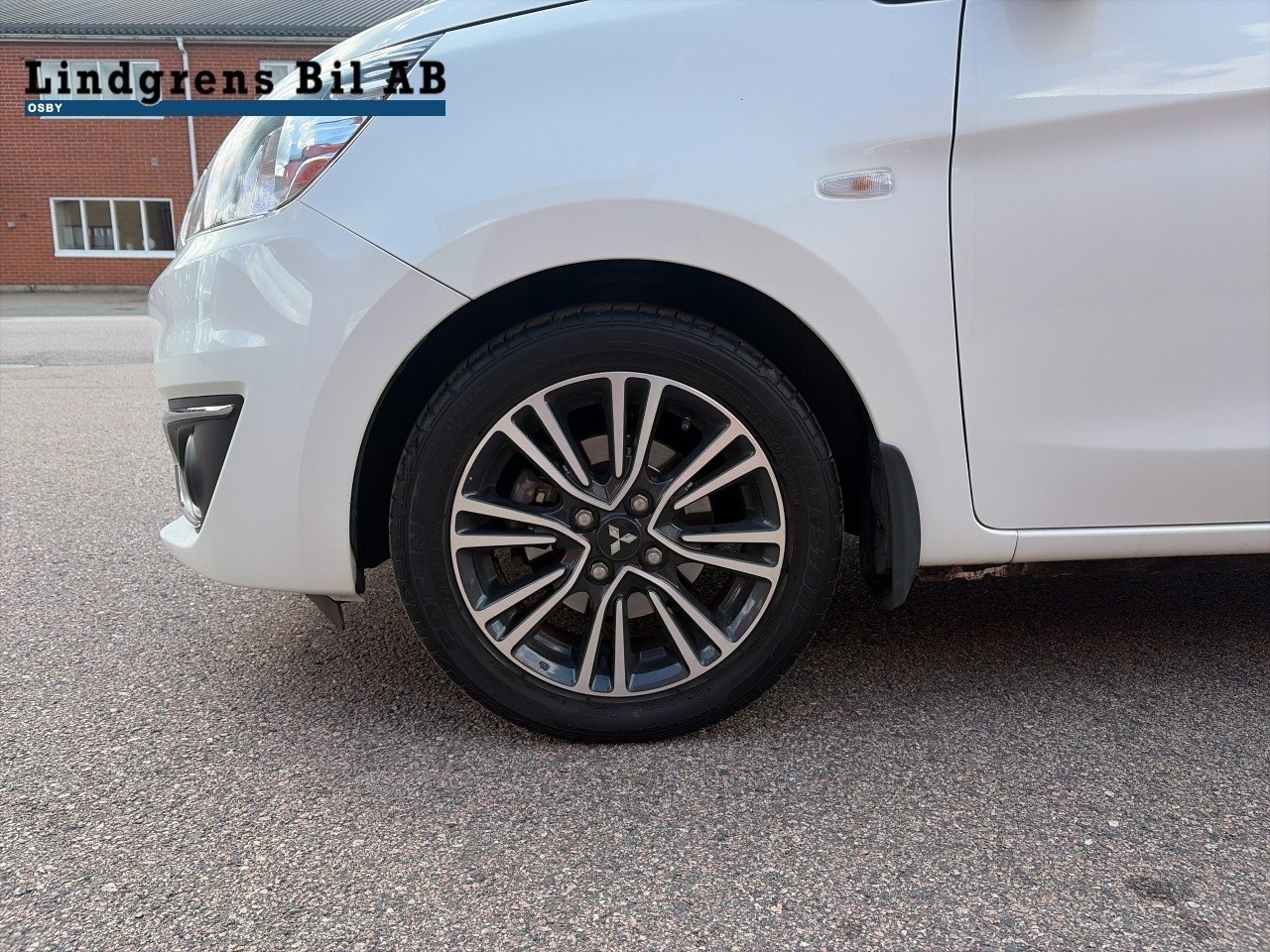 Mitsubishi Space Star 2016, bild 6/10