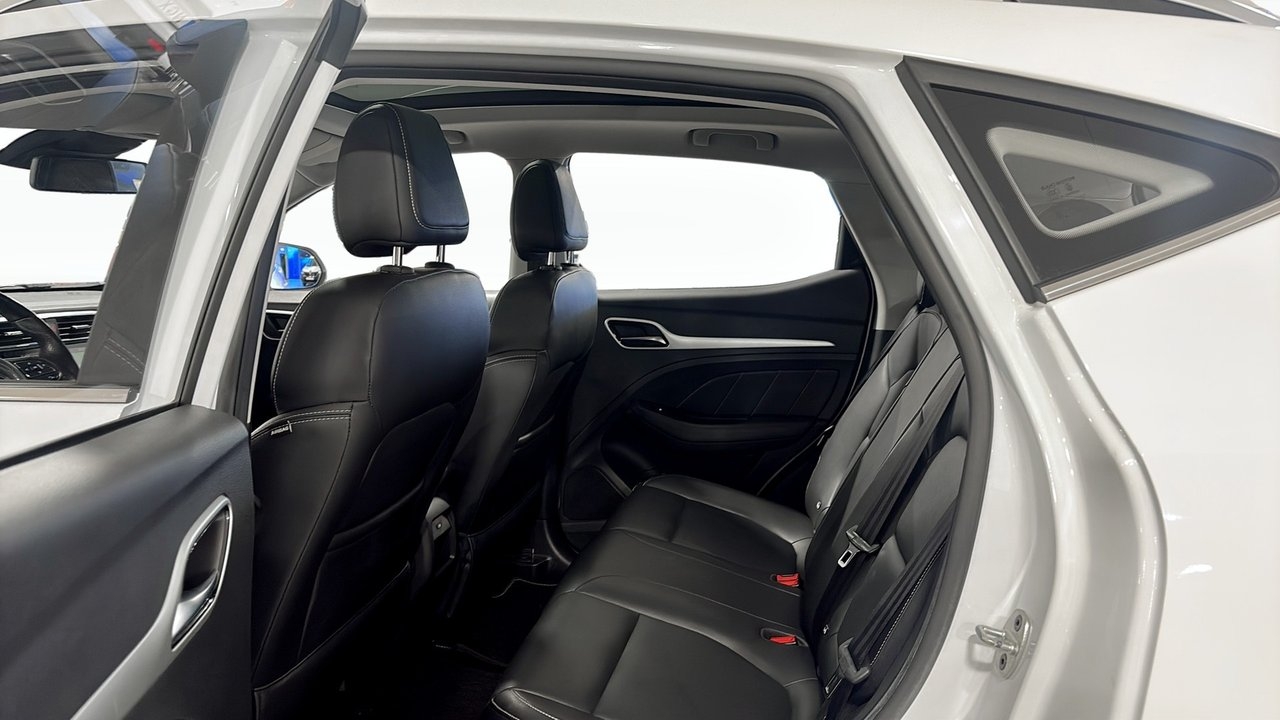 MG ZS Luxury 44,5kWh 143hk 2021, kuva 4/10