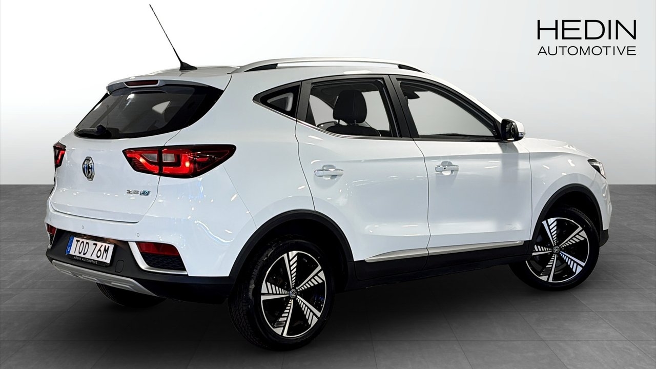 MG ZS Luxury 44,5kWh 143hk 2021, kuva 2/10