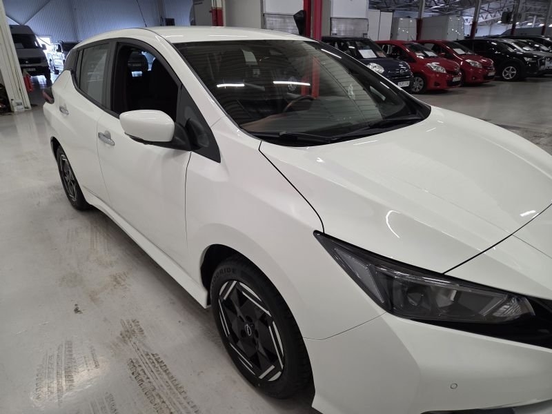 Nissan Leaf 2023, bild 3/10