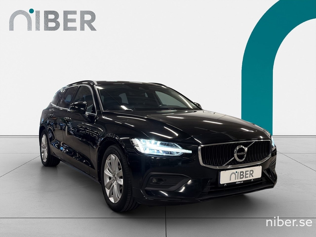Volvo V60 II B4 Mom Adv 2022, bild 3/10