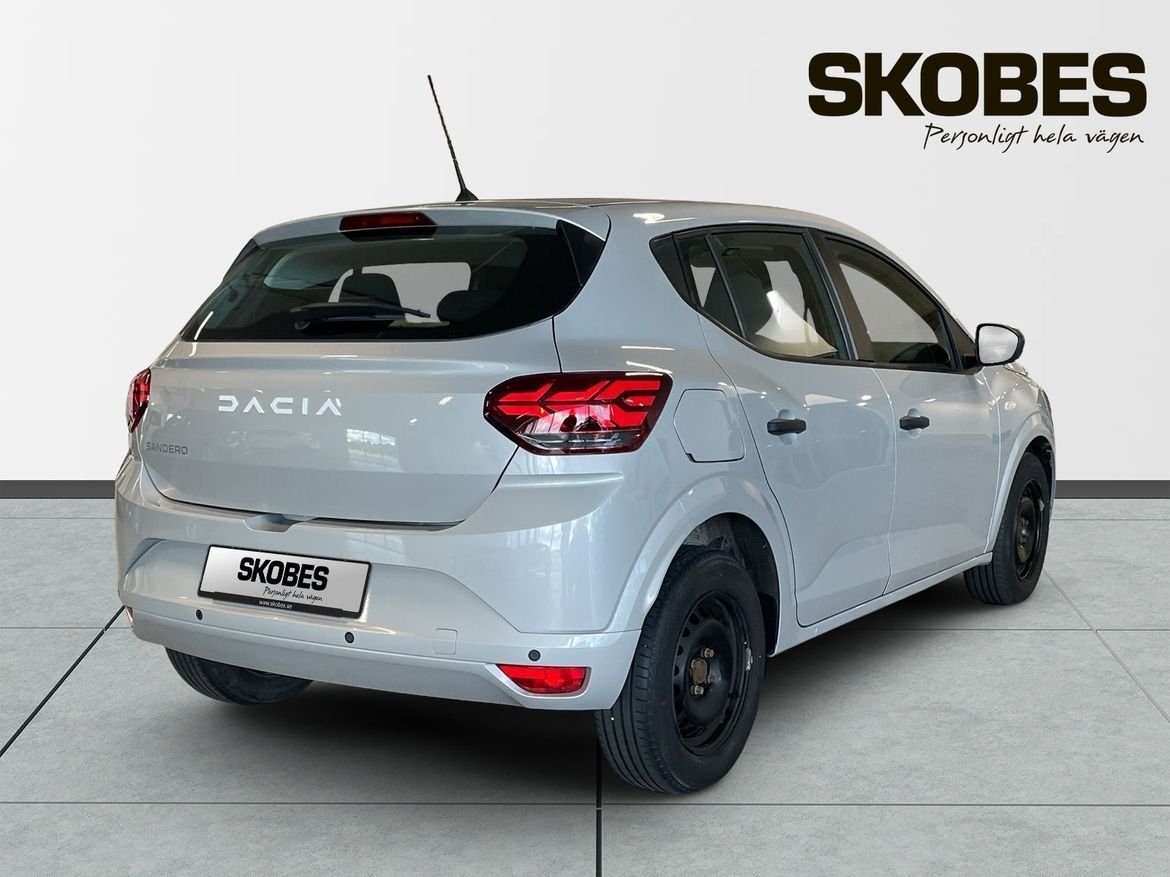 Dacia Sandero TCe 90 essential 2023, bild 7/10