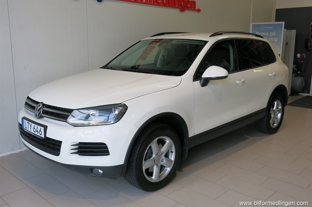 Volkswagen Touareg 2012, photo 3/10