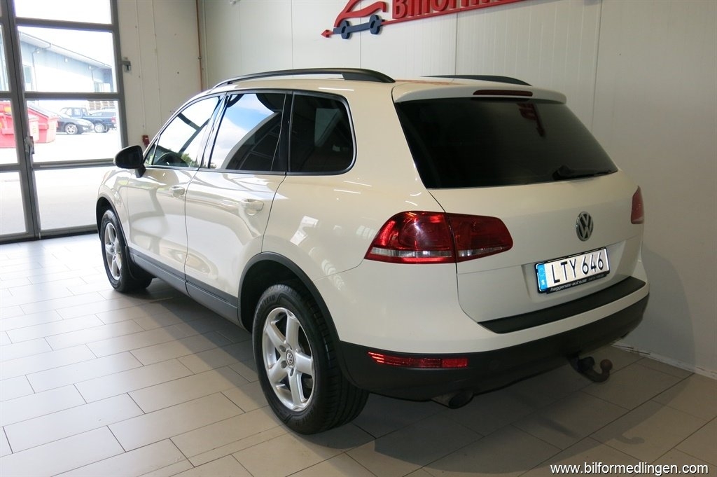 Volkswagen Touareg 2012, photo 5/10