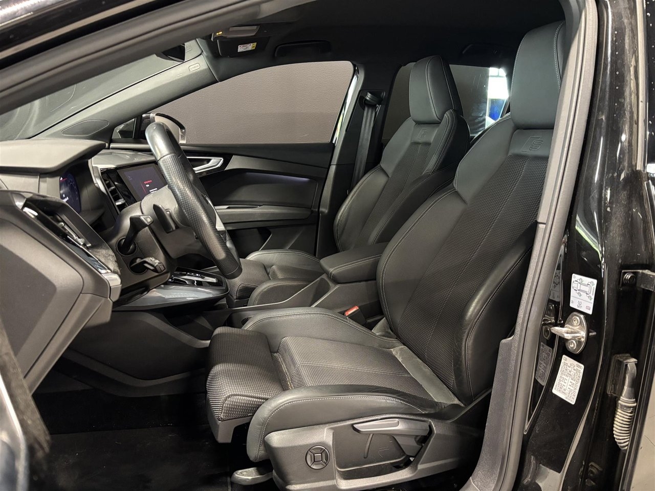 Audi Q4 e-tron 2023, kuva 2/10