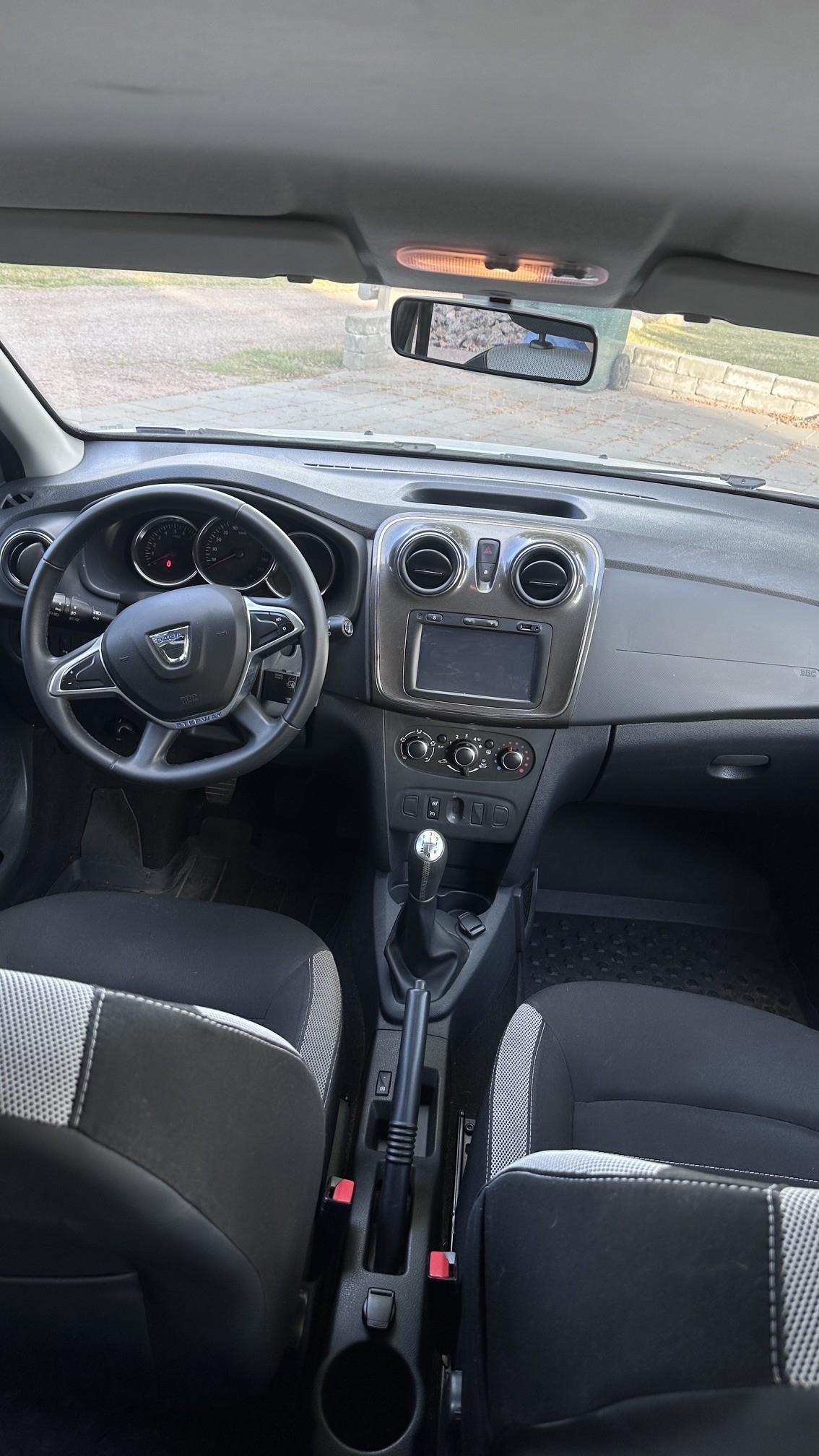 Dacia Sandero Stepway 0.9 TCe Manuell 2018, bild 5/9
