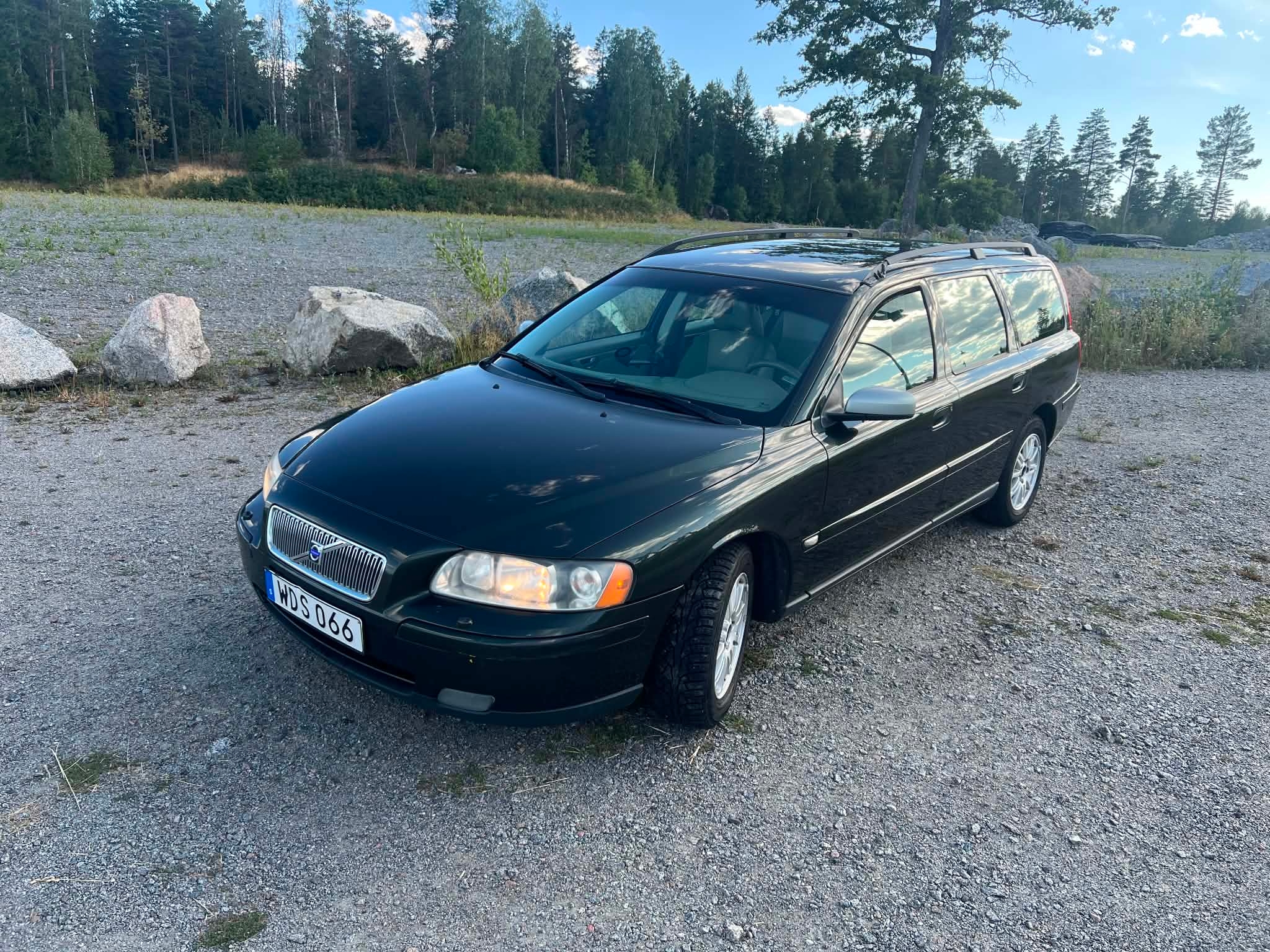 Volvo V70 2.4 Automatisk 2005, bild 2/5