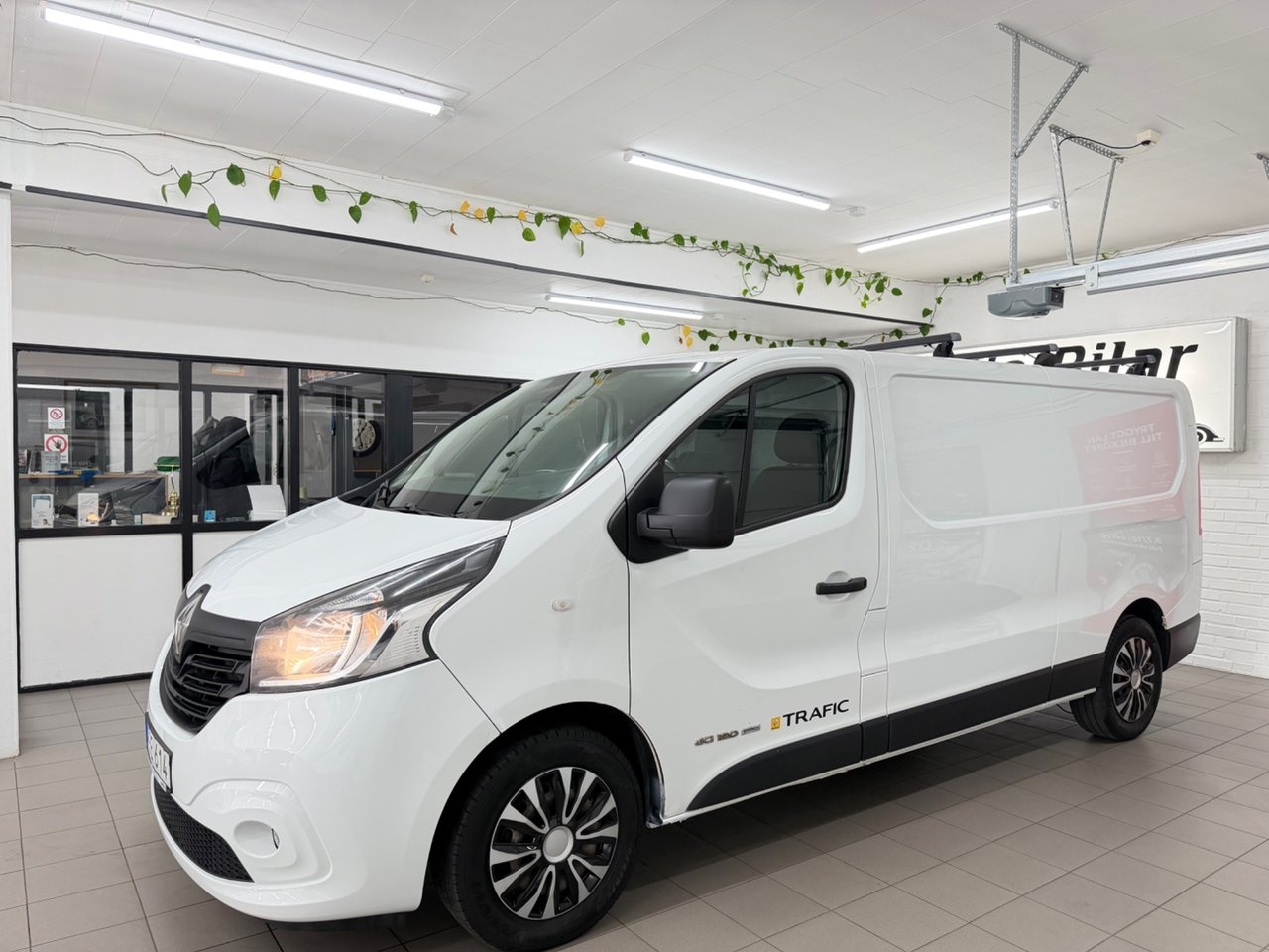 Renault Trafic 3-Sits 2016, bild 6/10
