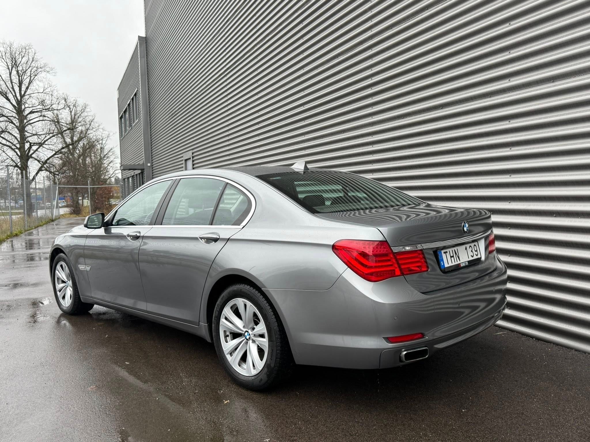 BMW 750 i Steptronic 2009, photo 3/10