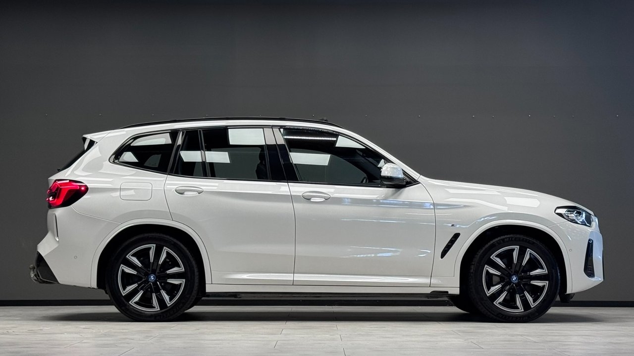 BMW iX3 M Sport / Drag 2022, bild 4/10