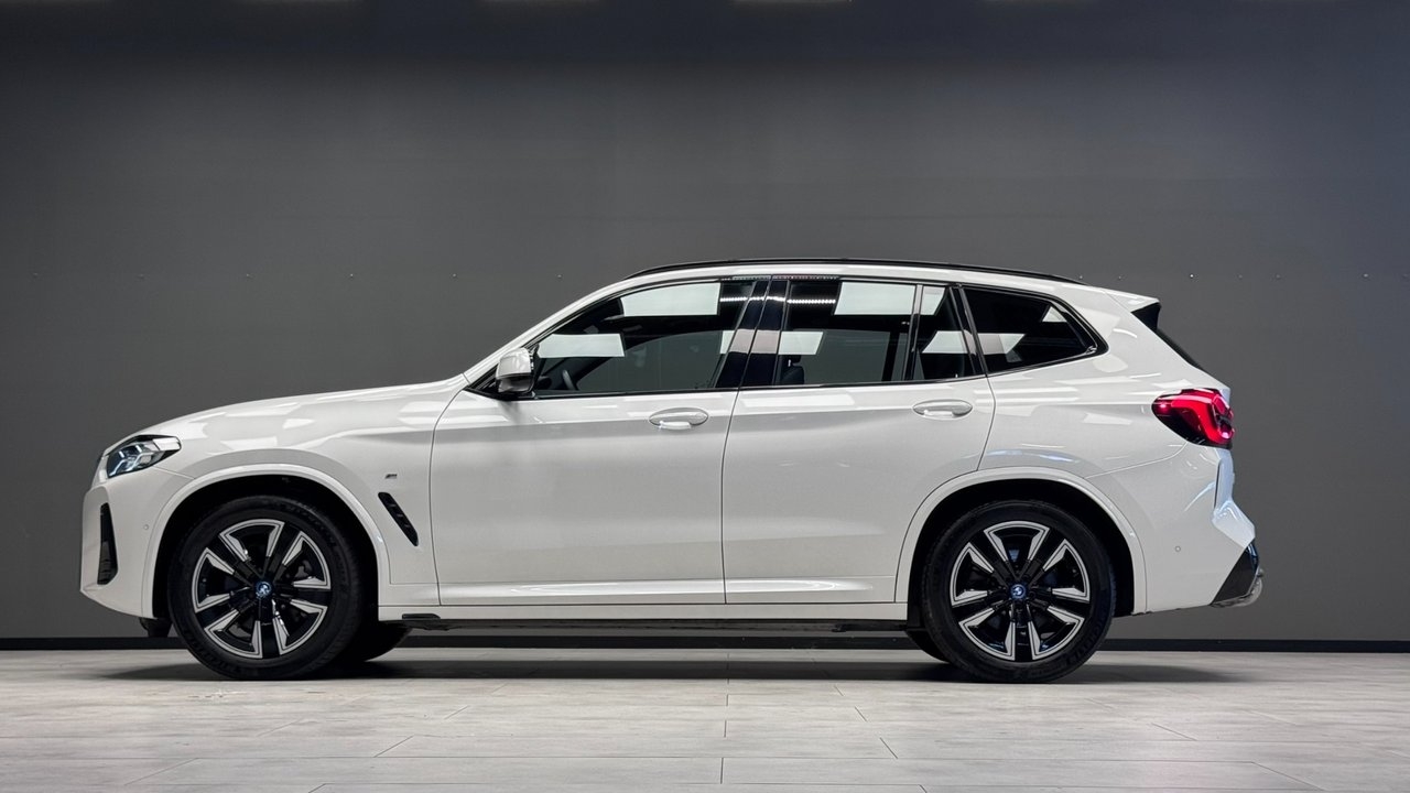 BMW iX3 M Sport / Drag 2022, bild 5/10