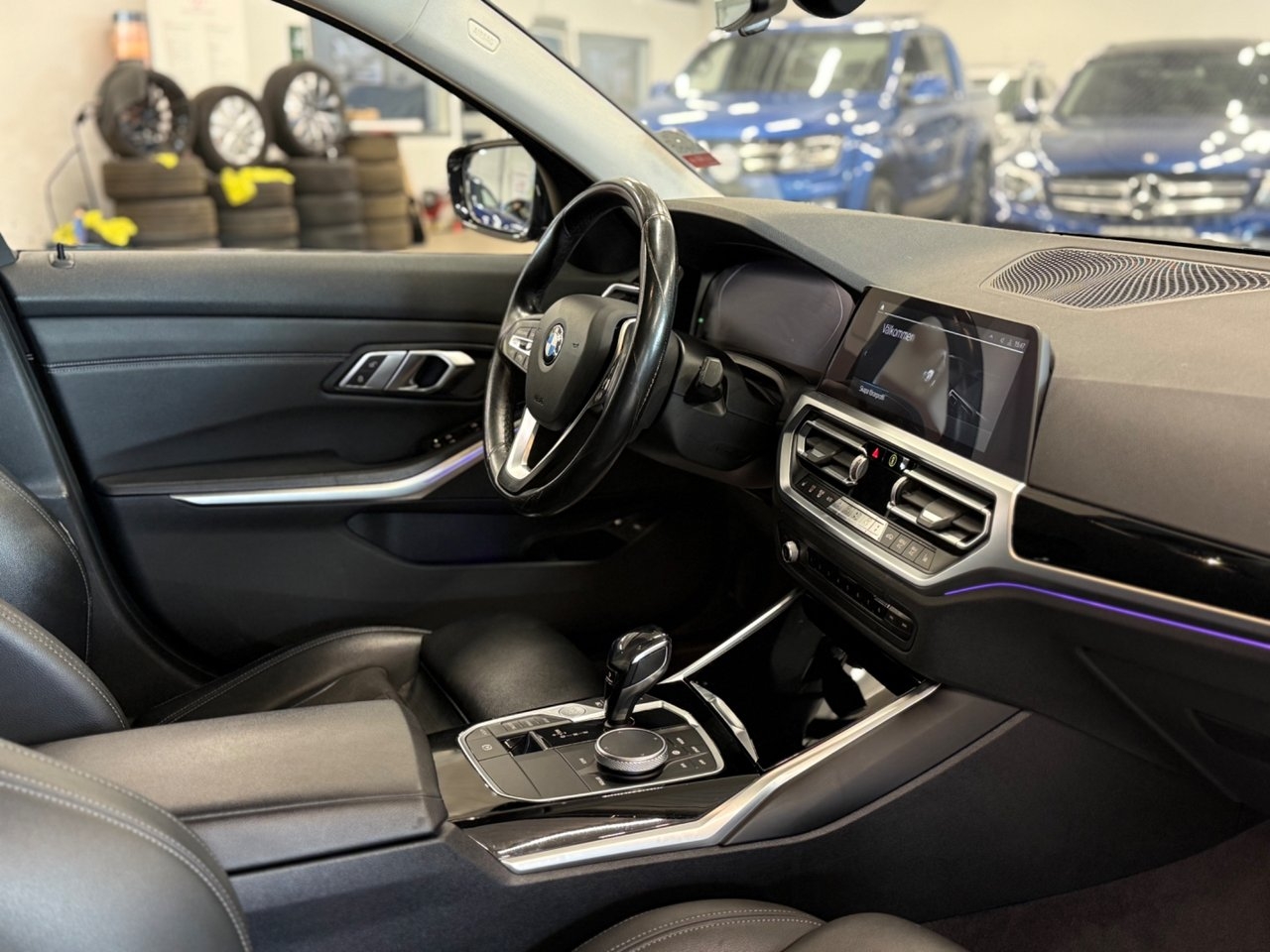 BMW 330 2021, bild 5/10