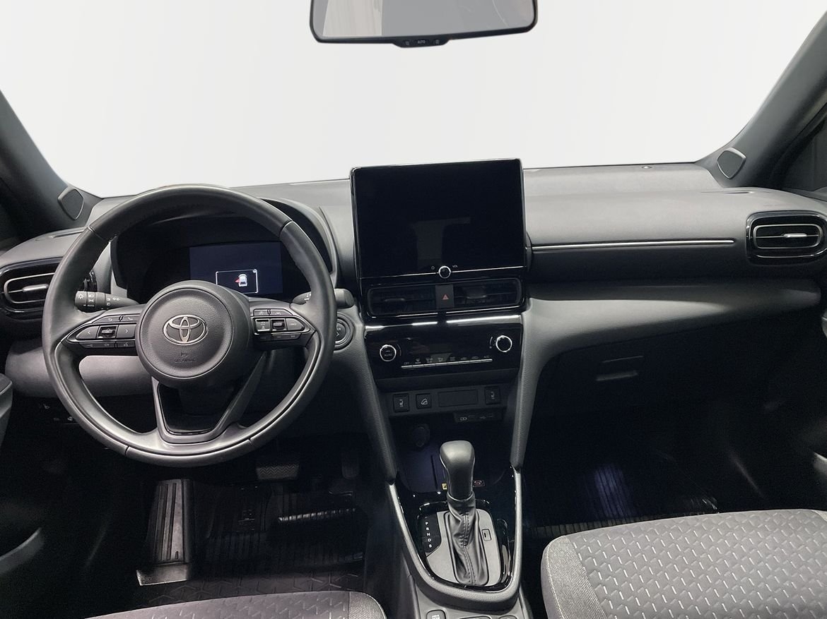 Toyota Yaris Cross 2025, bild 7/10
