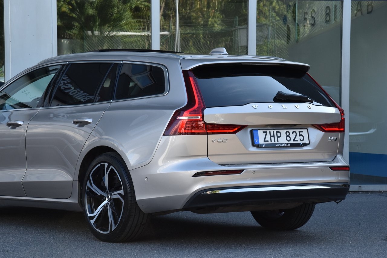 Volvo V60 2023, bild 6/10