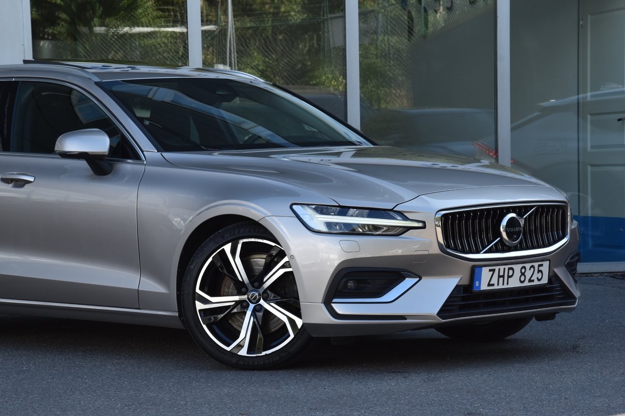 Volvo V60 2023, bild 3/10
