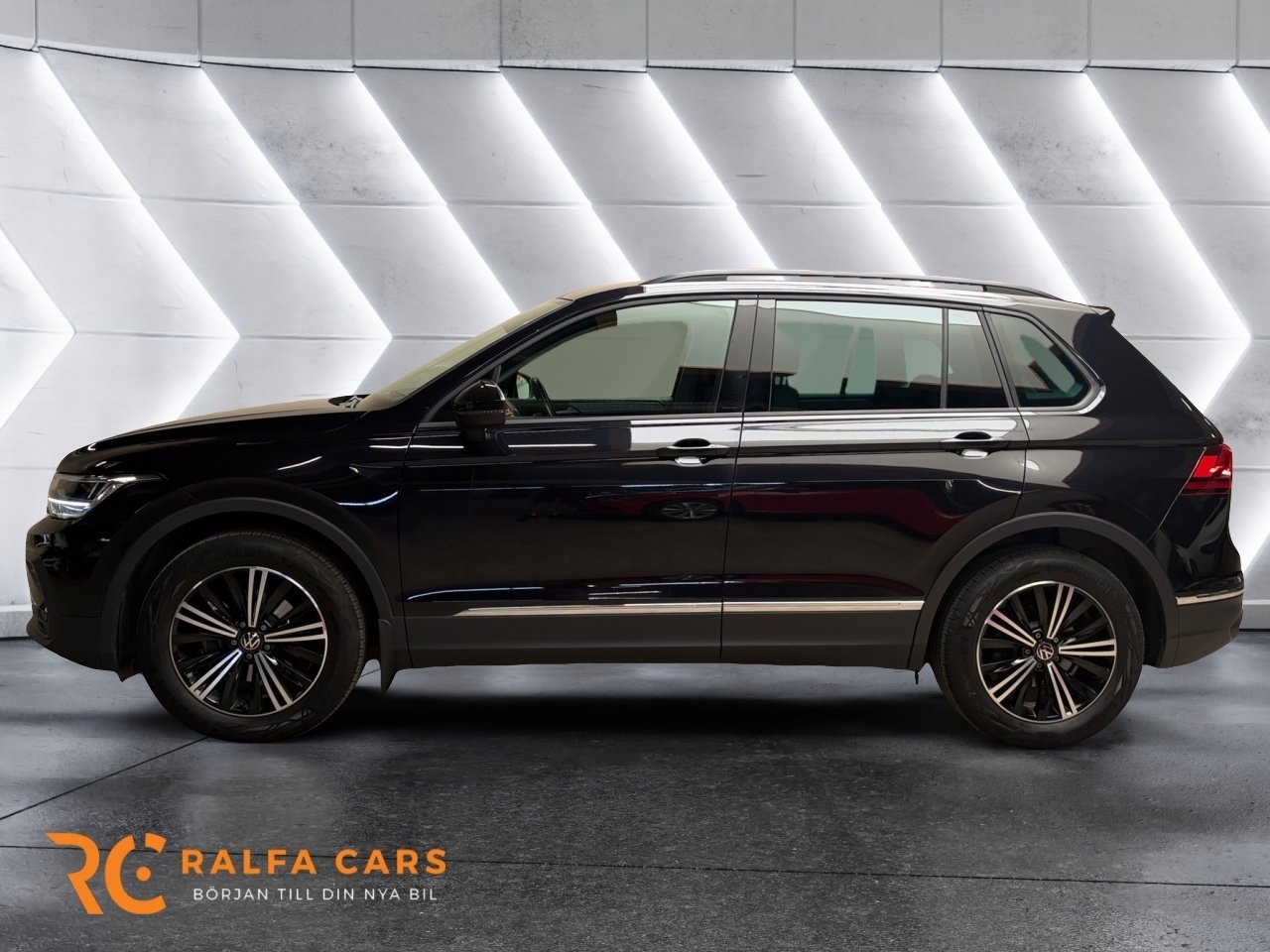 Volkswagen Tiguan 2021, kuva 3/10