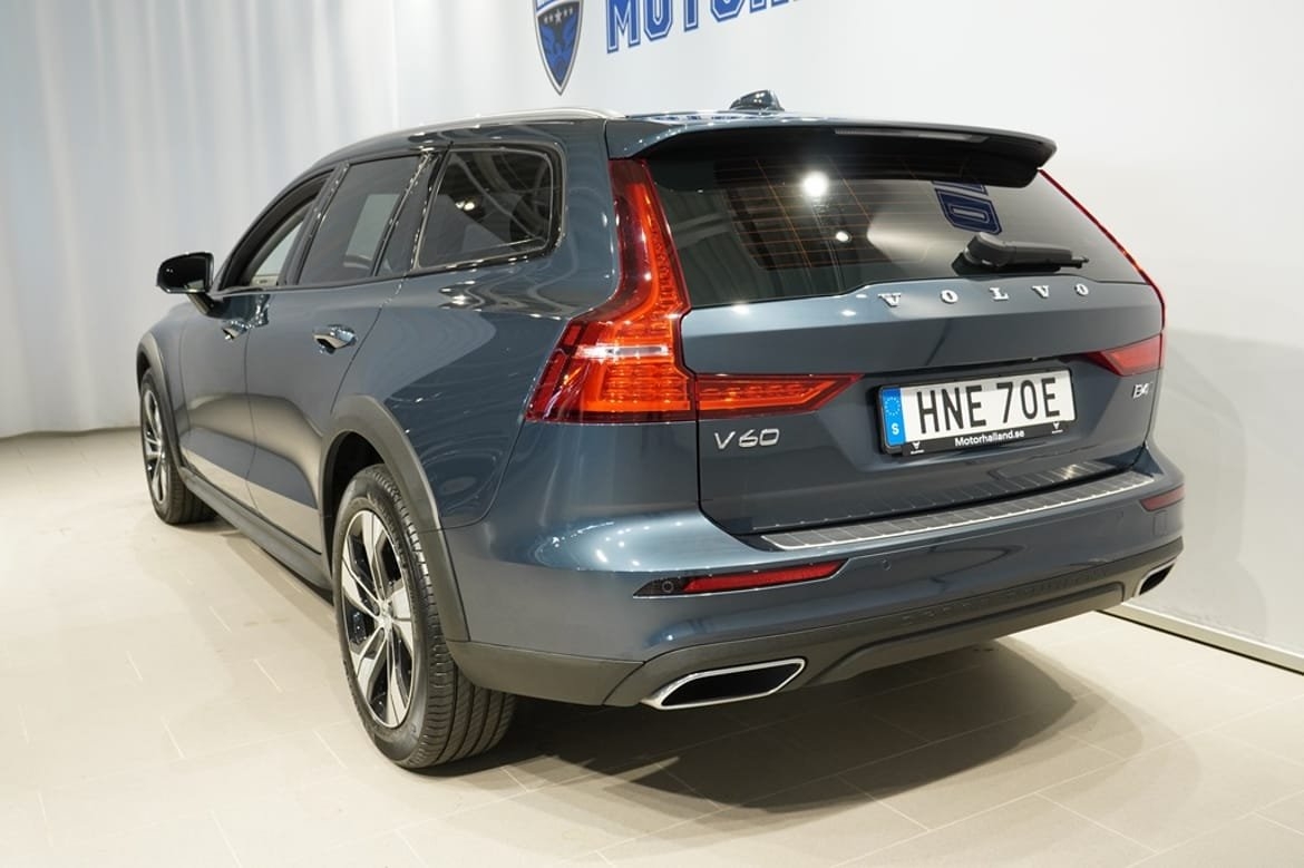 Volvo V60 Cross Country B4 AWD 2021, kuva 3/10