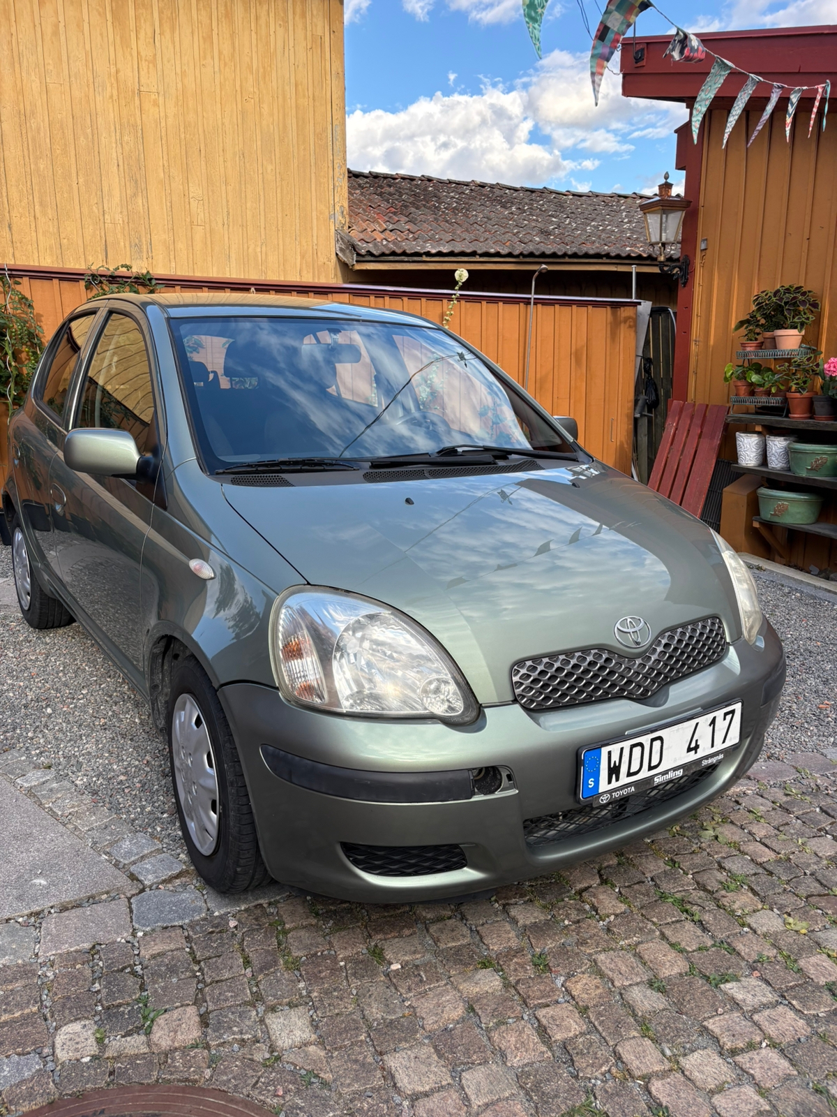 Toyota Yaris 5-dörrar 1.0 VVT-i Manuell 2004, bild 4/9