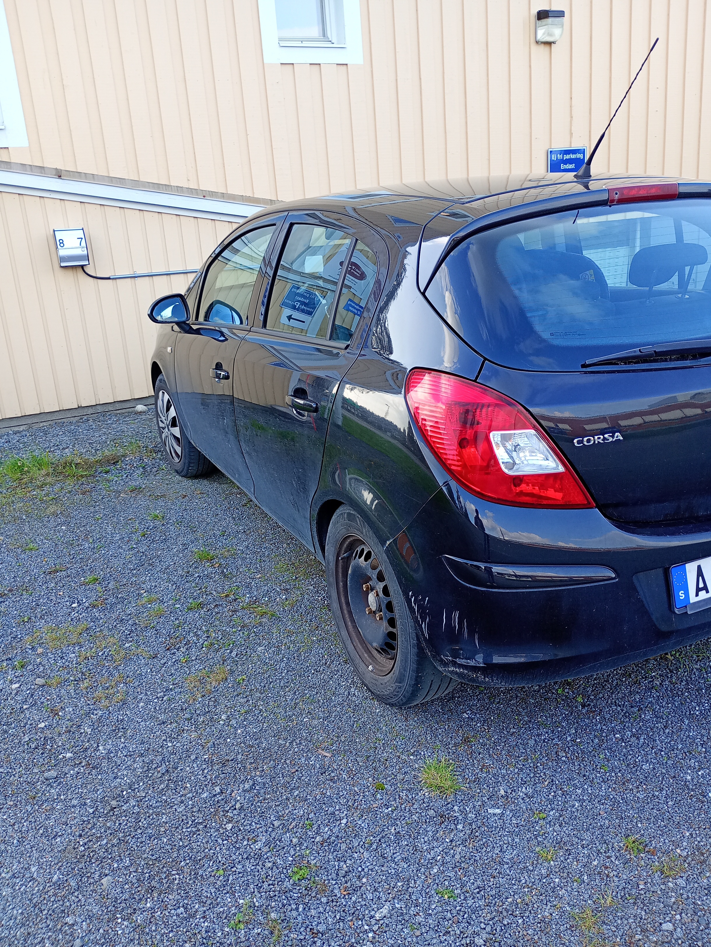 Opel Corsa 2008, kuva 3/5
