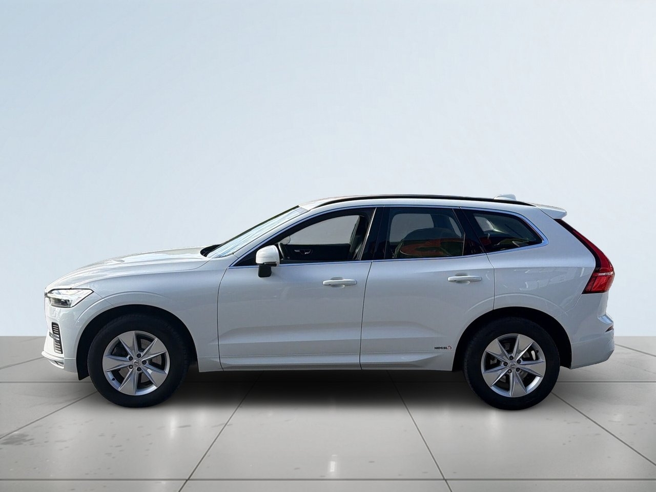 Volvo XC60 B4 AWD Momentum Advanced 2022, photo 4/18