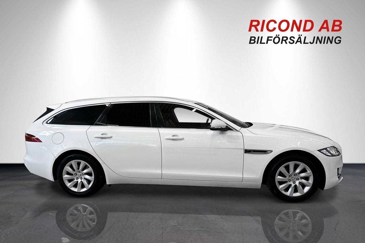 Jaguar XF 2019, bild 2/10