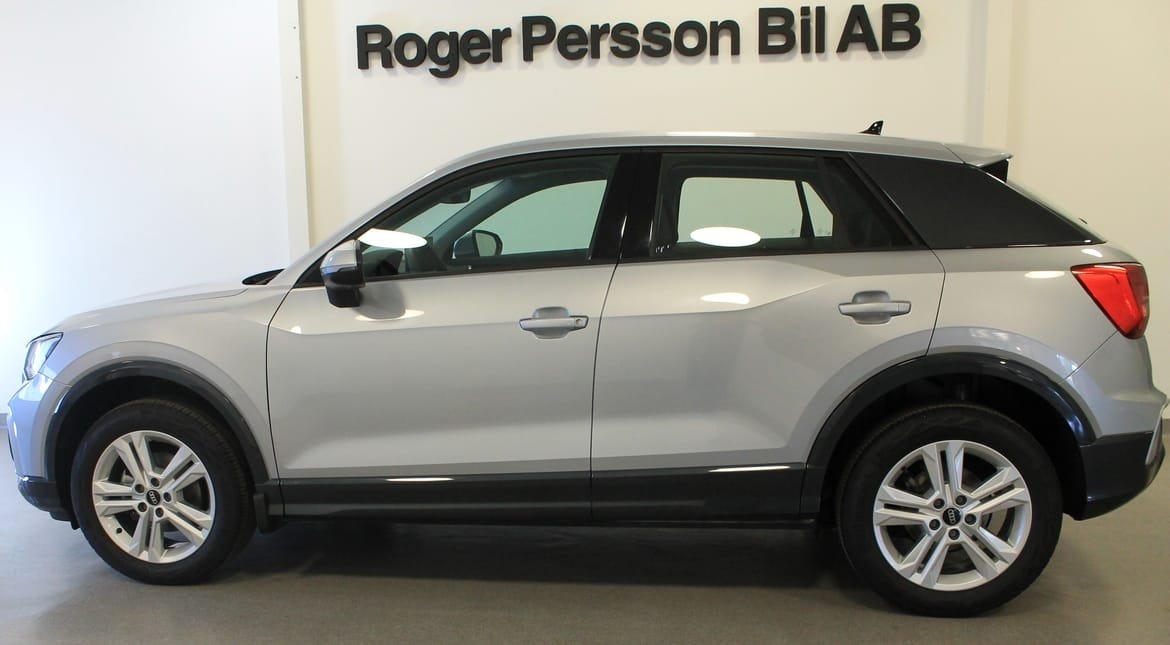 Audi Q2 150 HK proline advanced 2024, bild 2/10