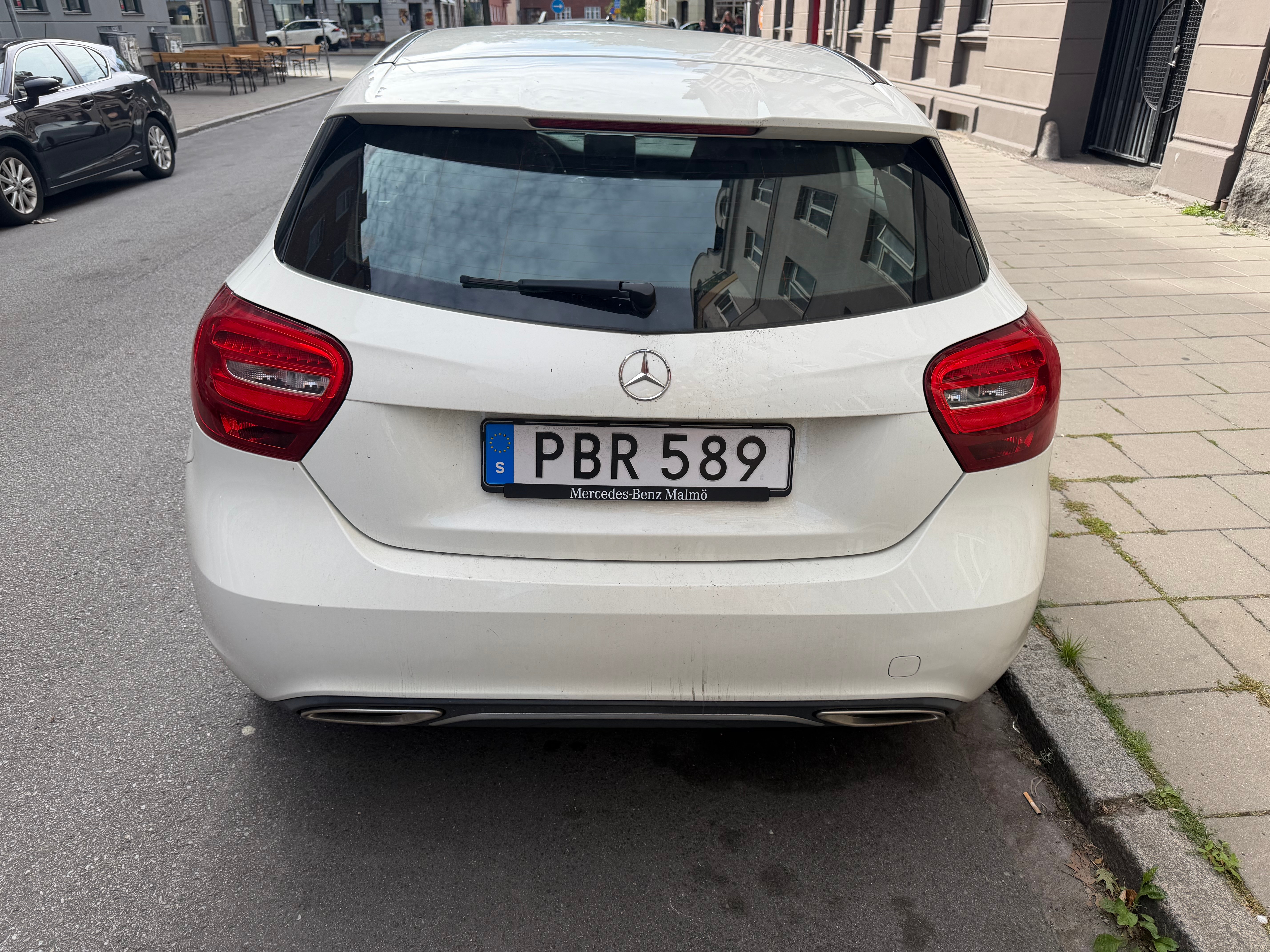 Mercedes-Benz A 180 7G-DCT 2017, bild 4/5