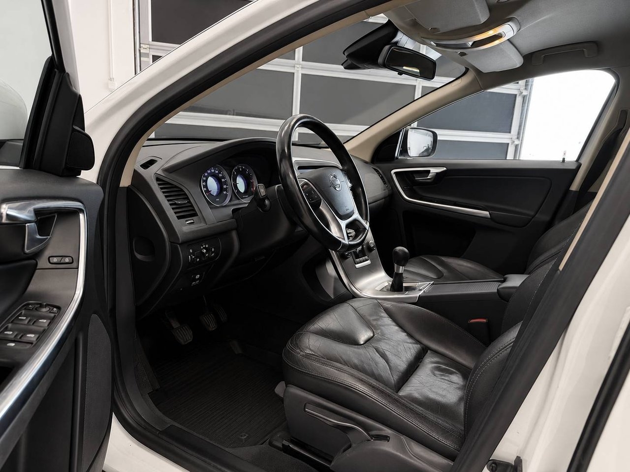 Volvo XC60 2013, kuva 7/10