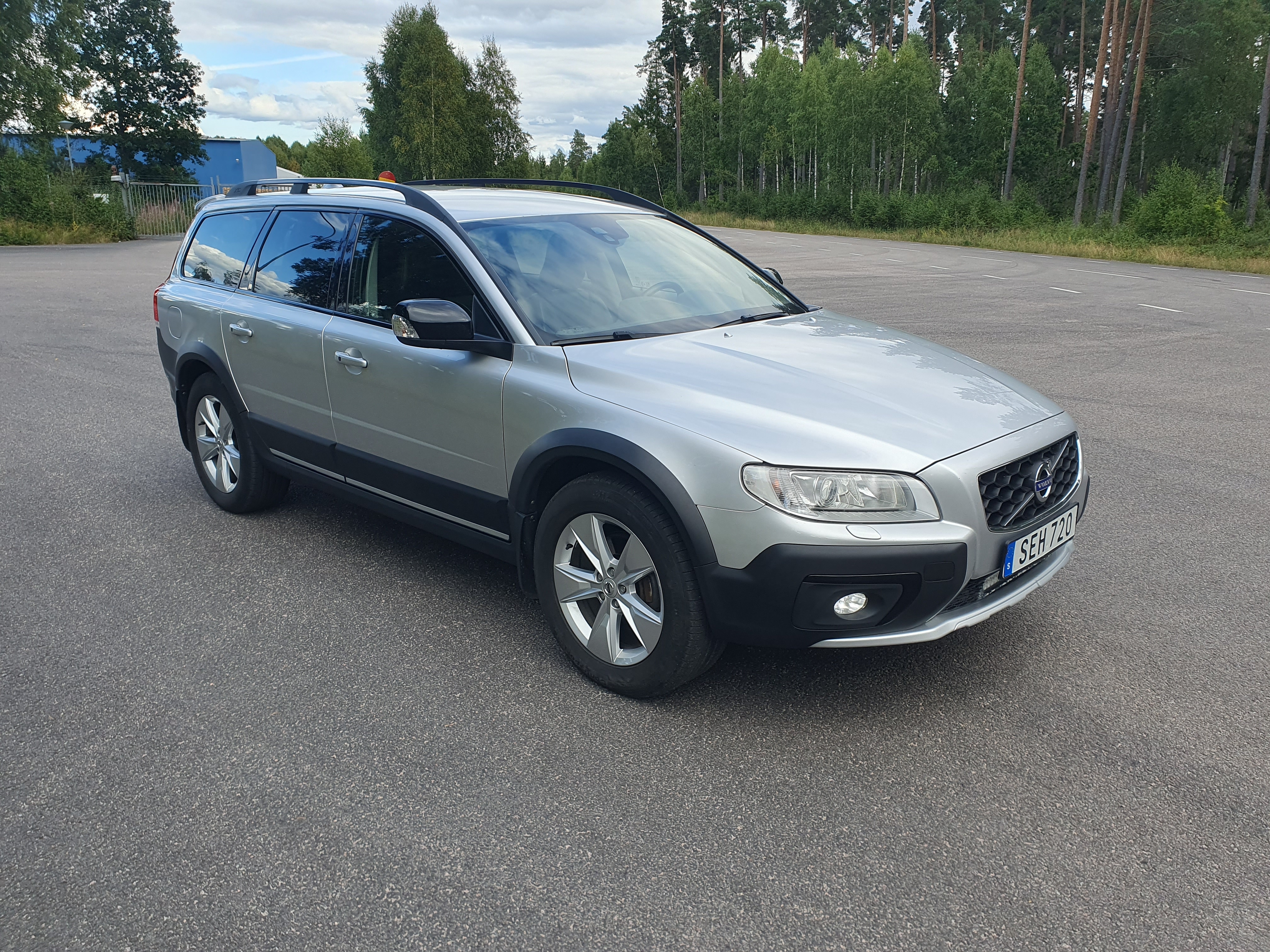 Volvo XC70 D4 AWD Manuell 2015, photo 2/6