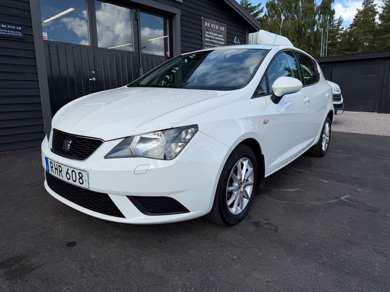 Seat Ibiza 1.2 TSI Style 90hk 2017, bild 2/10