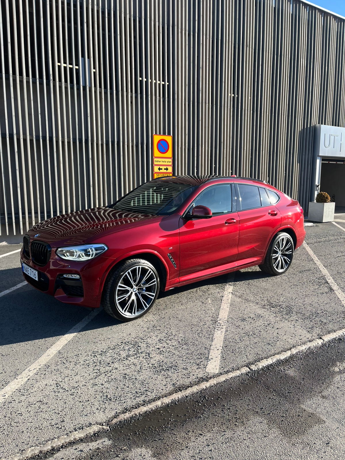 BMW X4 xDrive25d Steptronic 2019, bild 2/6