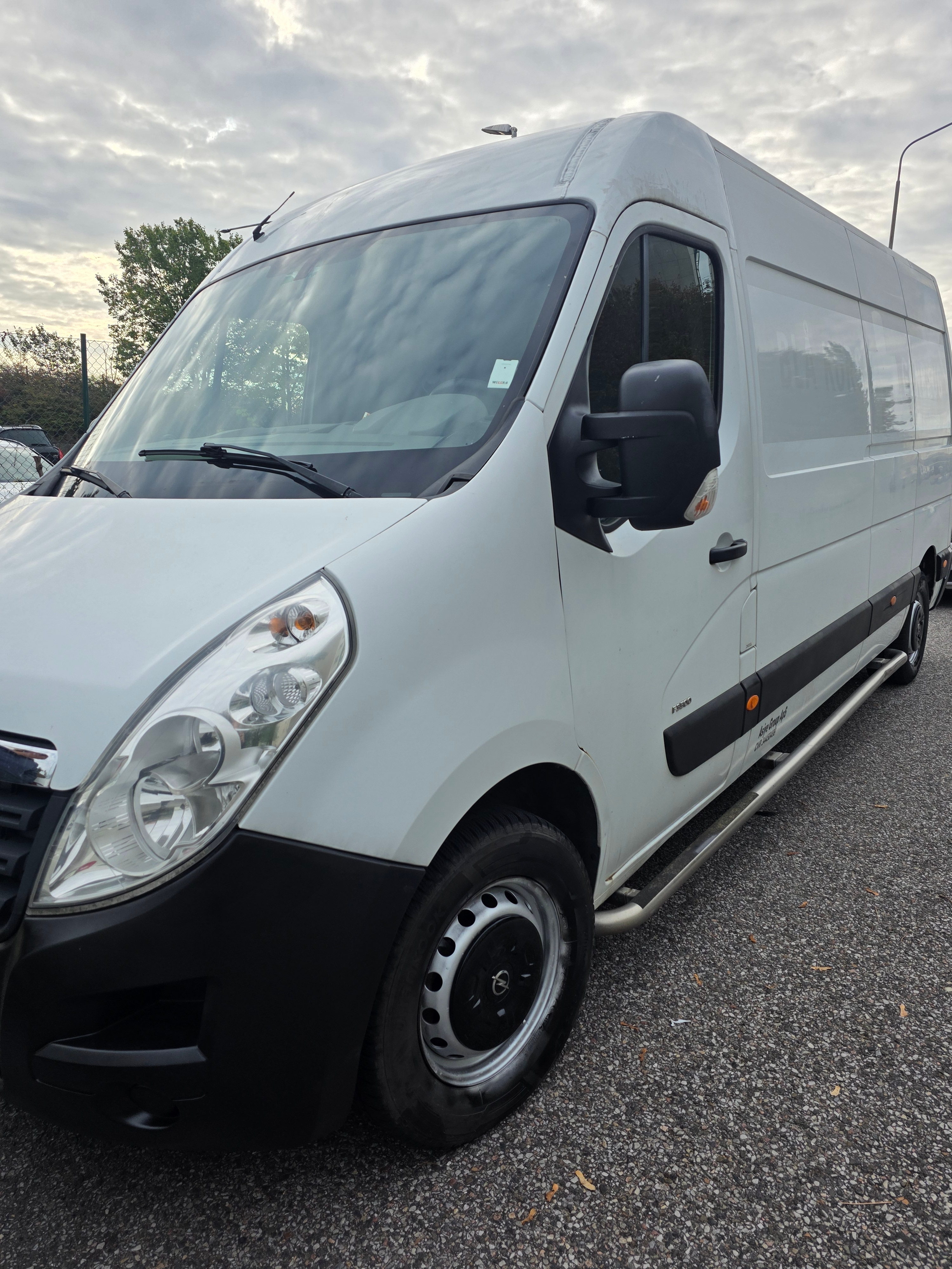 Opel Movano