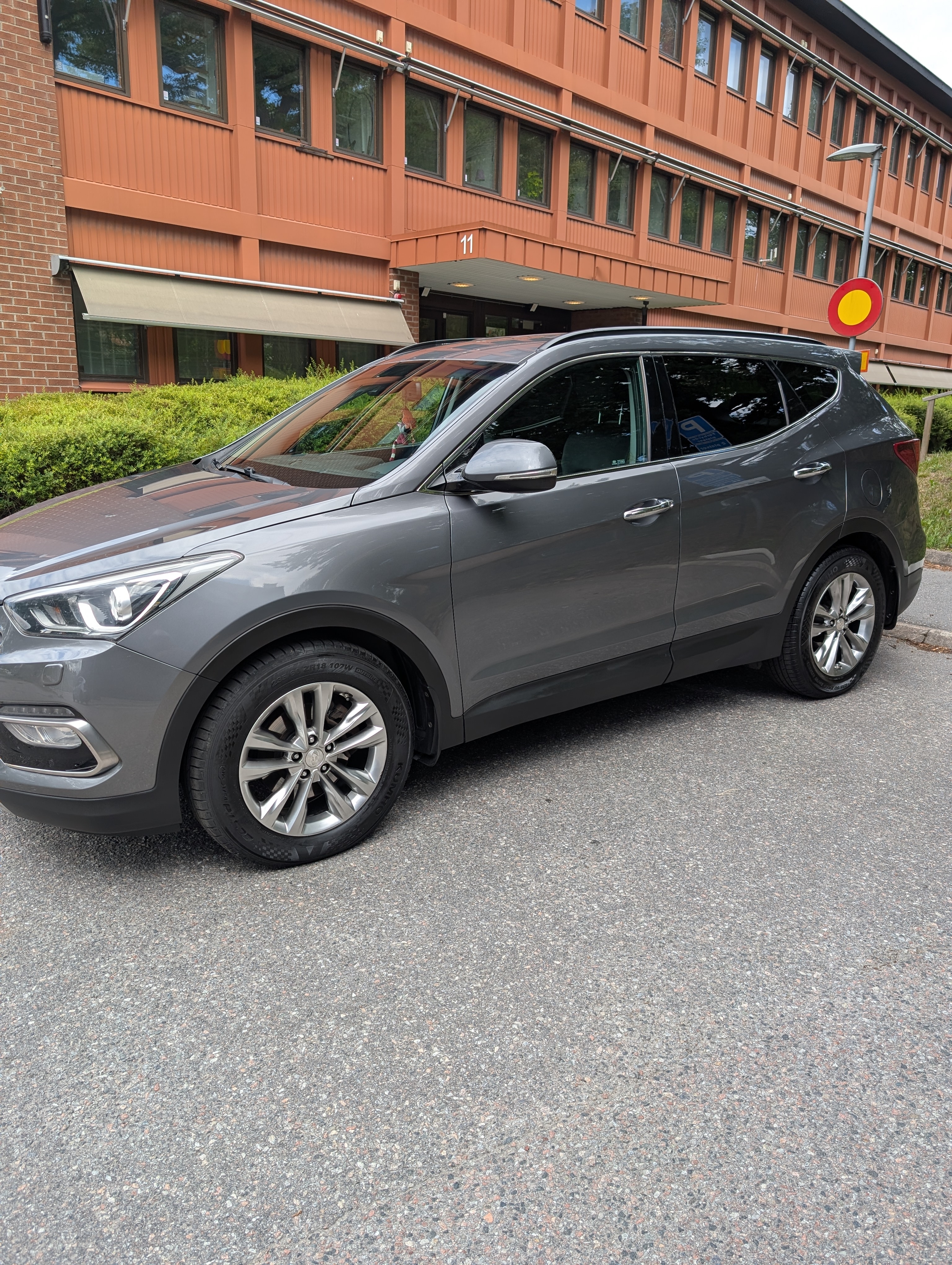 Hyundai Santa Fe 2.2 CRDi 4WD Shiftronic 2016, bild 2/10