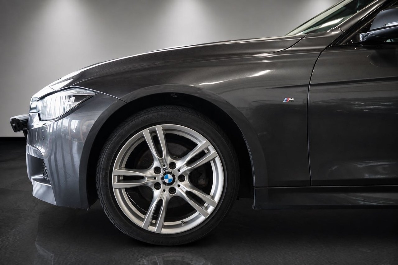 BMW 320 d xDrive Touring M-Sport 2019, bild 3/10