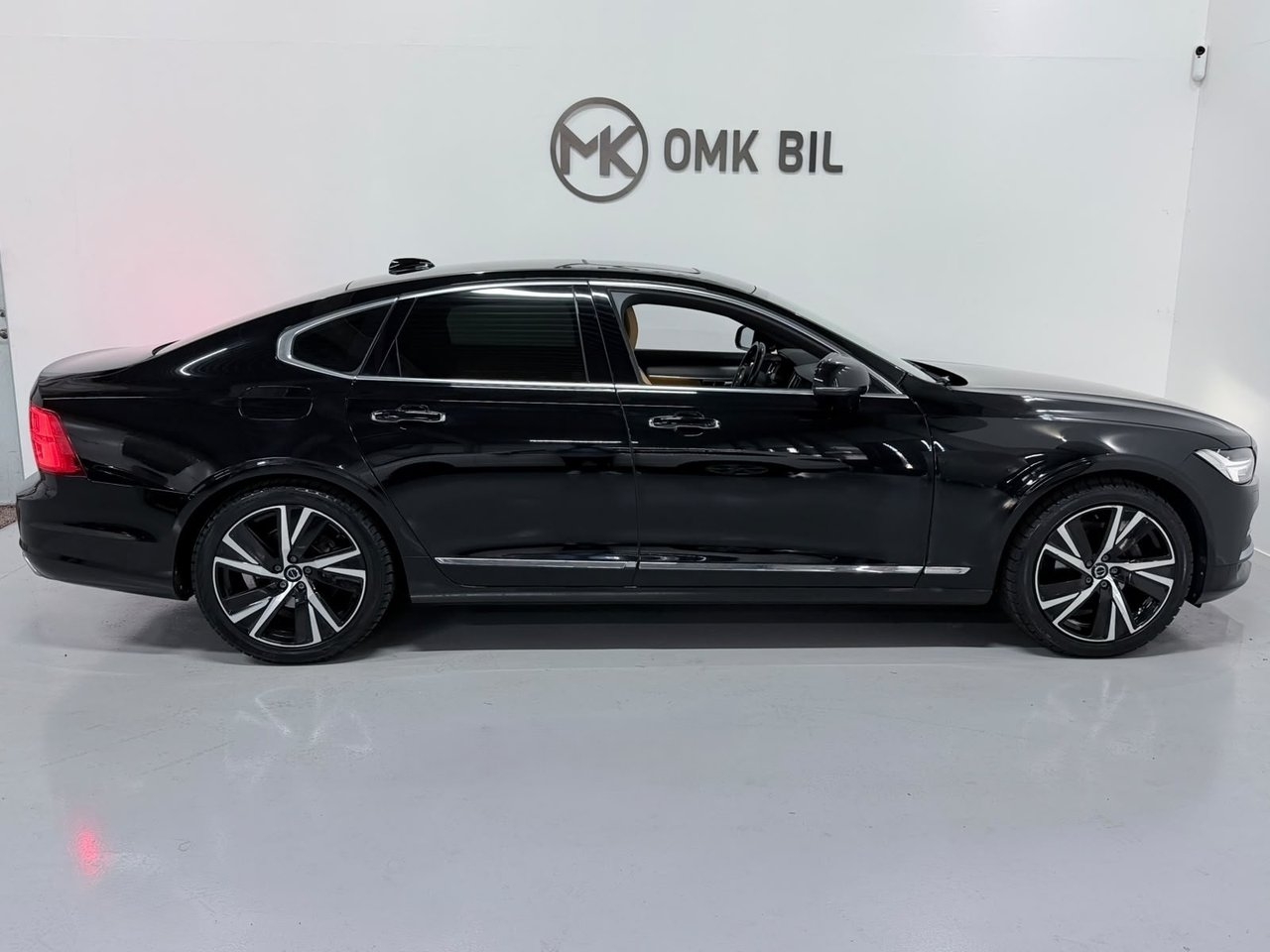 Volvo S90 2017, bild 4/33