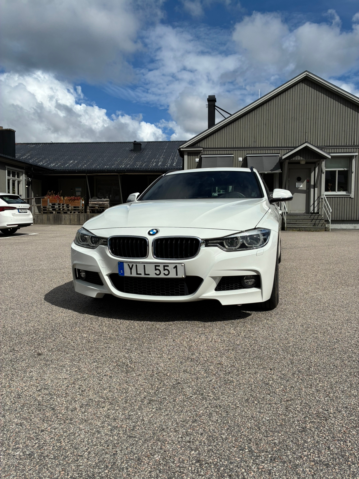 BMW 320