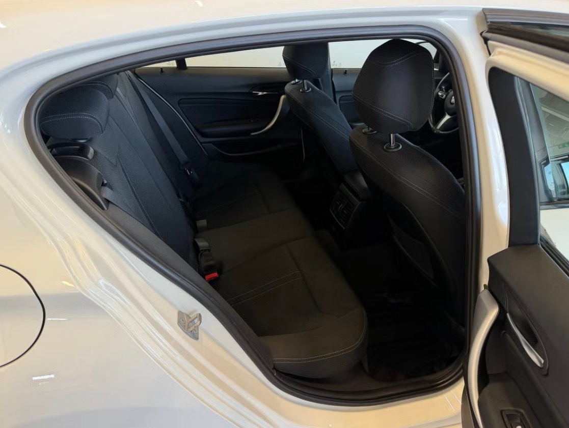 BMW 118i M Sport 2019, bild 8/8