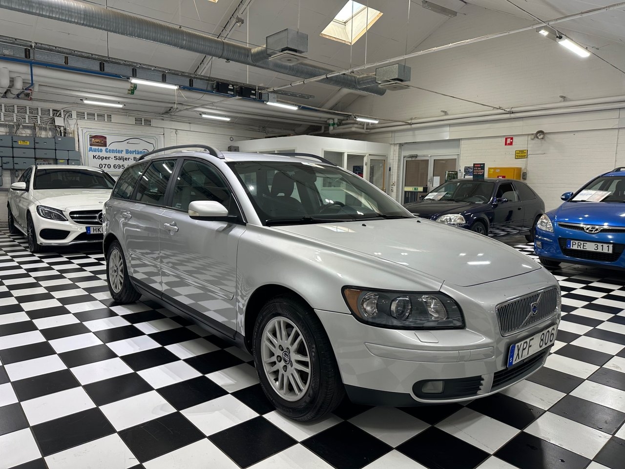 Volvo V50 1.8 Flexifuel Kinetic 2006, bild 2/10