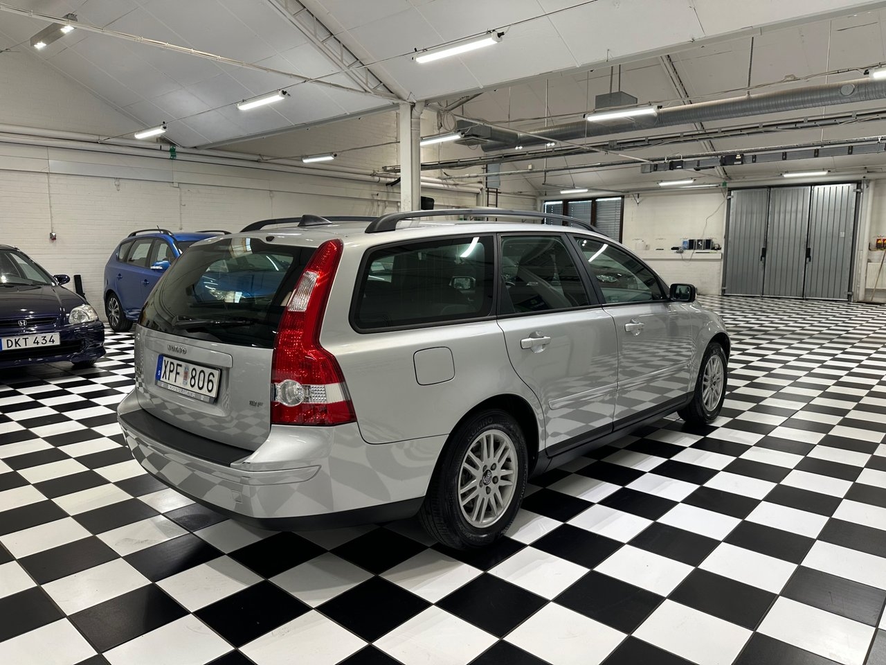 Volvo V50 1.8 Flexifuel Kinetic 2006, bild 4/10