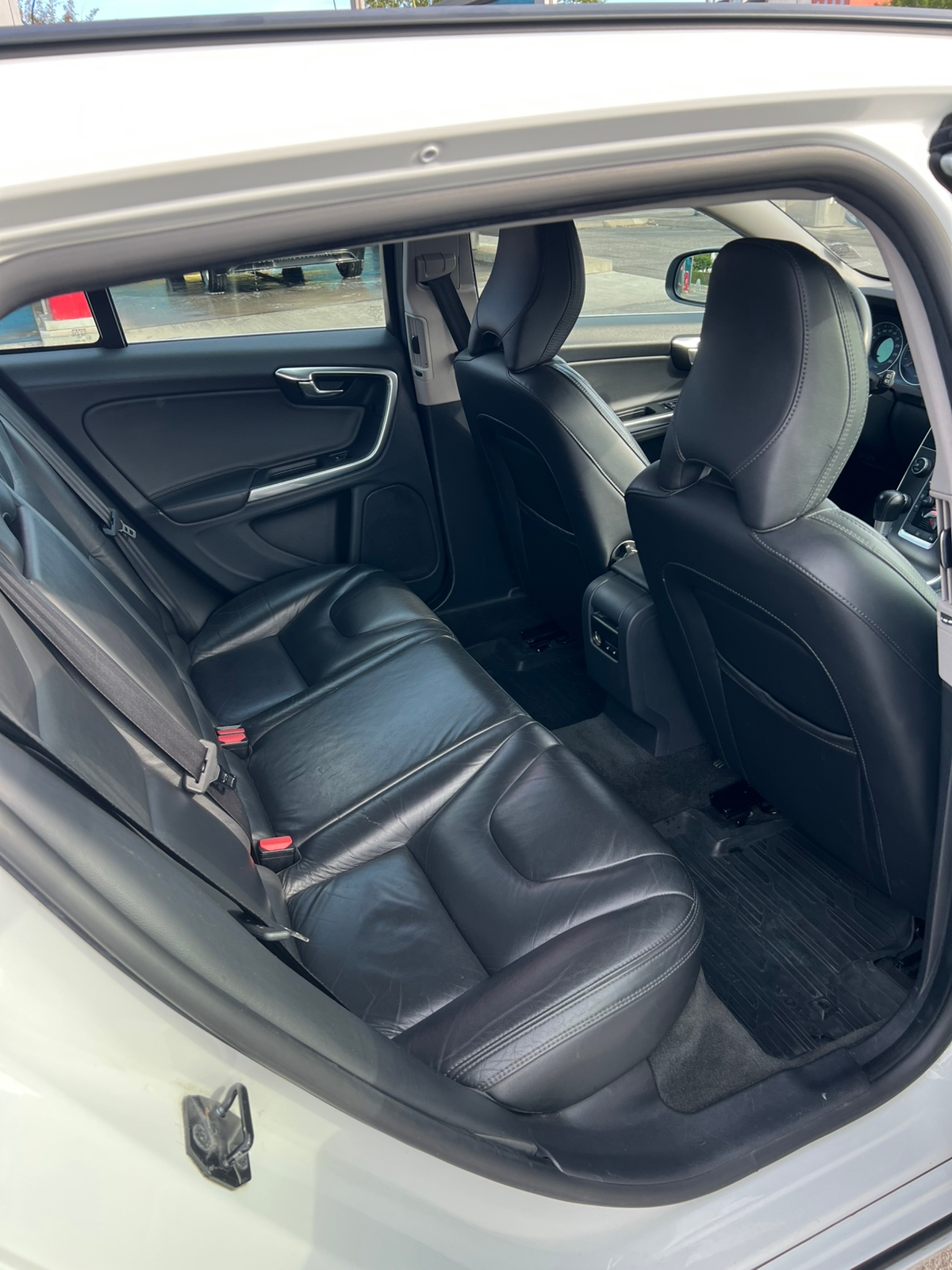 Volvo V60 D4 Manuell 2013, bild 6/6