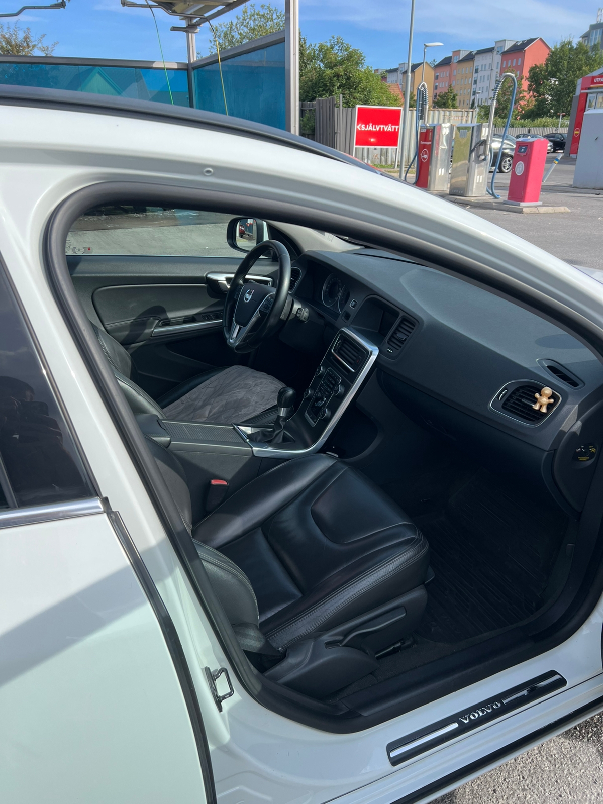 Volvo V60 D4 Manuell 2013, bild 4/6