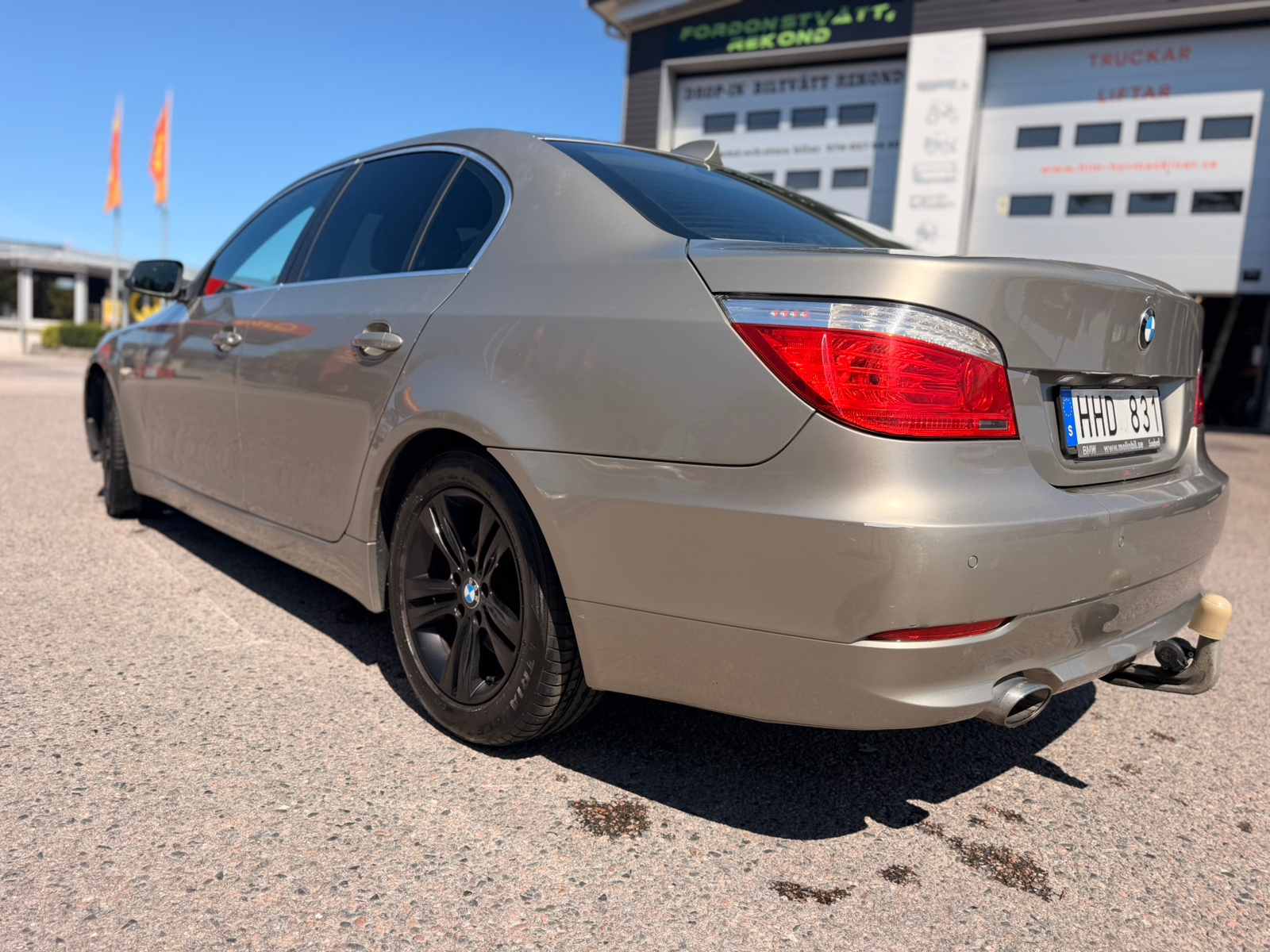 BMW 520 d Sedan Automatisk 2010, bild 2/10
