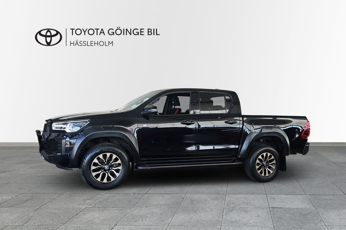 Toyota HiLux D-CAB 2,8 TURB 2024, bild 3/10