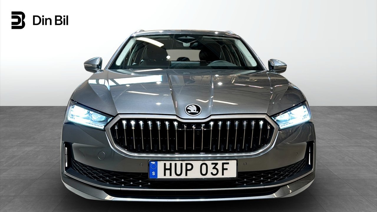 Skoda Superb Combi Selection iV DSG 2025, bild 4/22