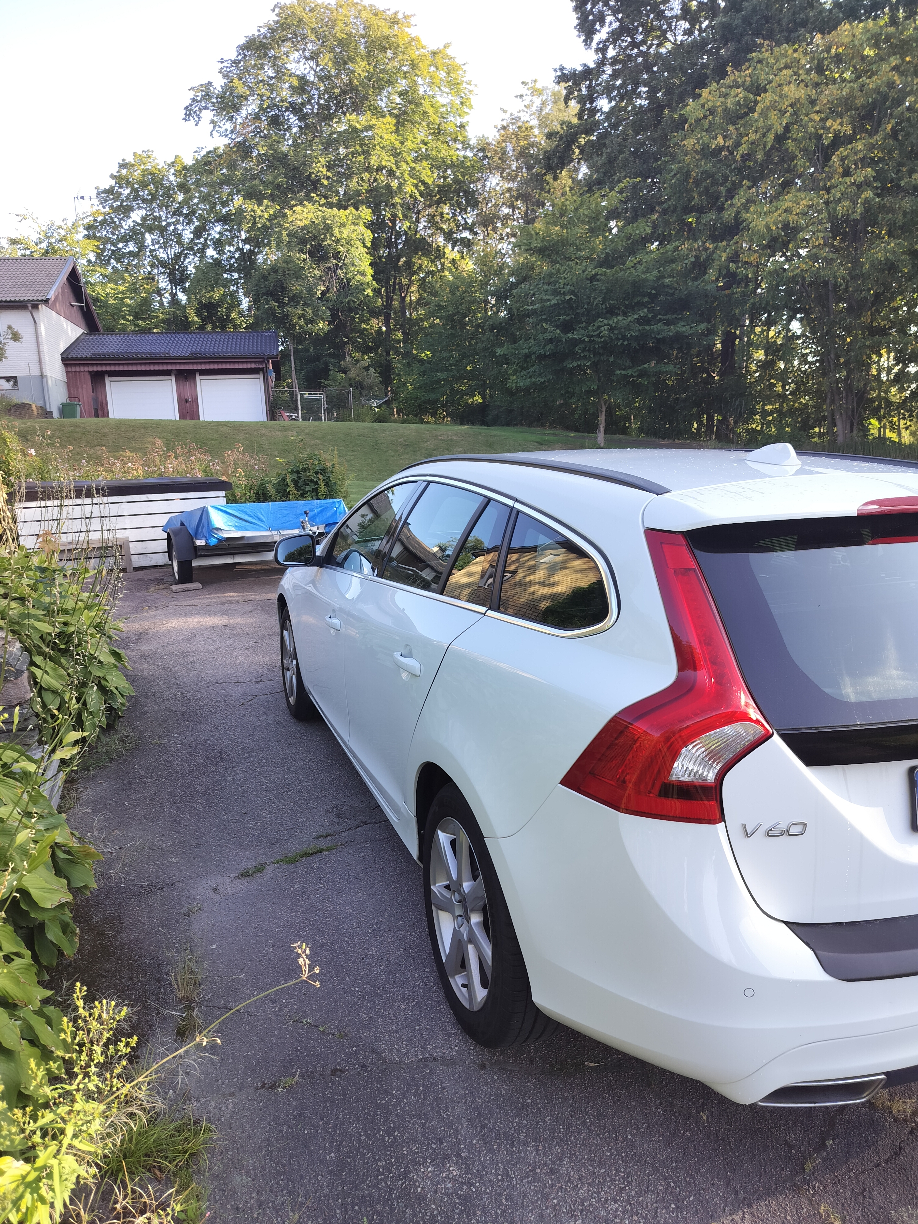 Volvo V60 D4 Manuell 2018, kuva 4/7