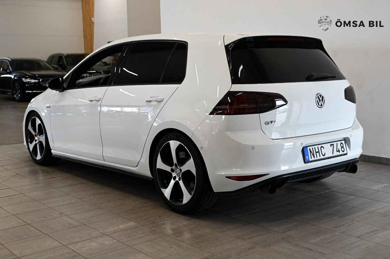 Volkswagen Golf 5-door GTI Performance 2014, bild 4/10